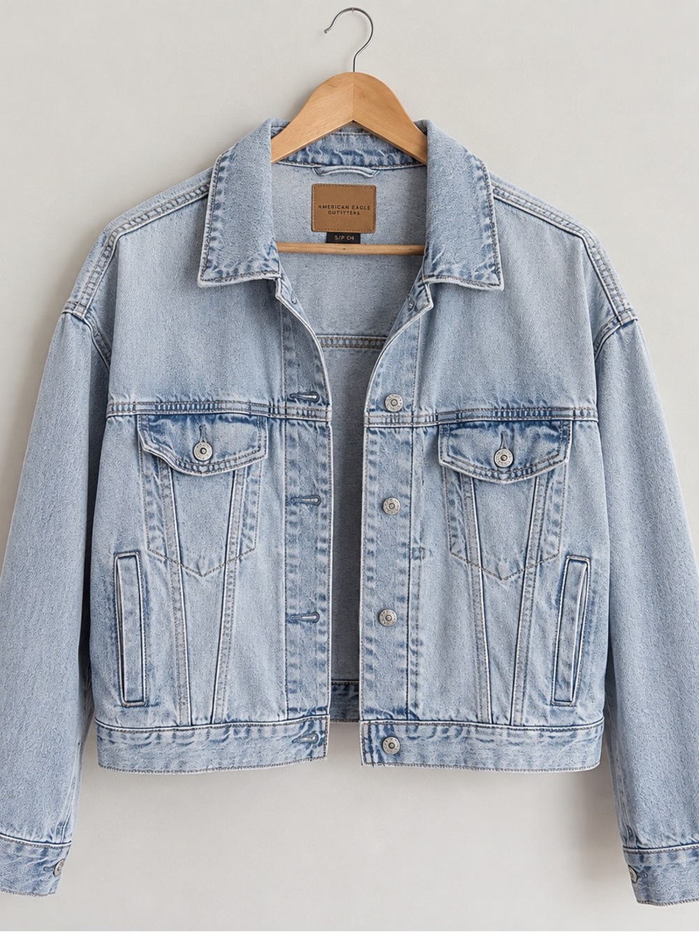 American Eagle Oversized Cropped Distressed Denim Jacket Size M